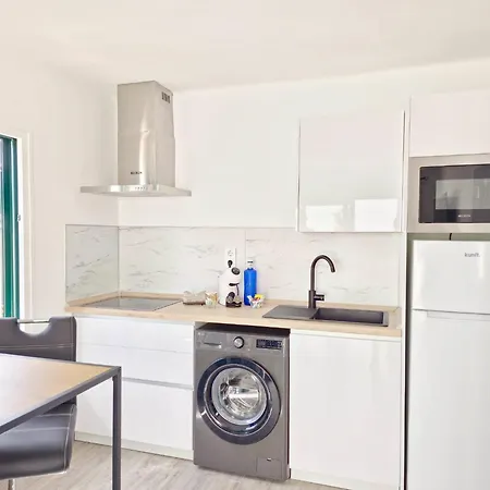 Aqua Sol - Playa Roca - Sea Front Access - Free Ac - Wifi *