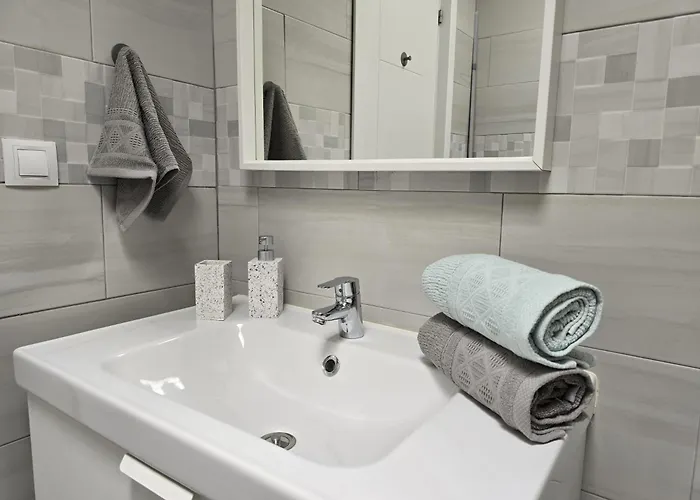 Apartman Aqua Sol - Playa Roca - Sea Front Access - Free Ac - Wifi Costa Teguise